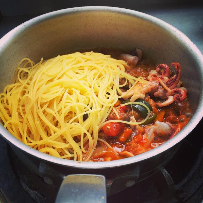 村シェフ, 村越洋一, プロフィール